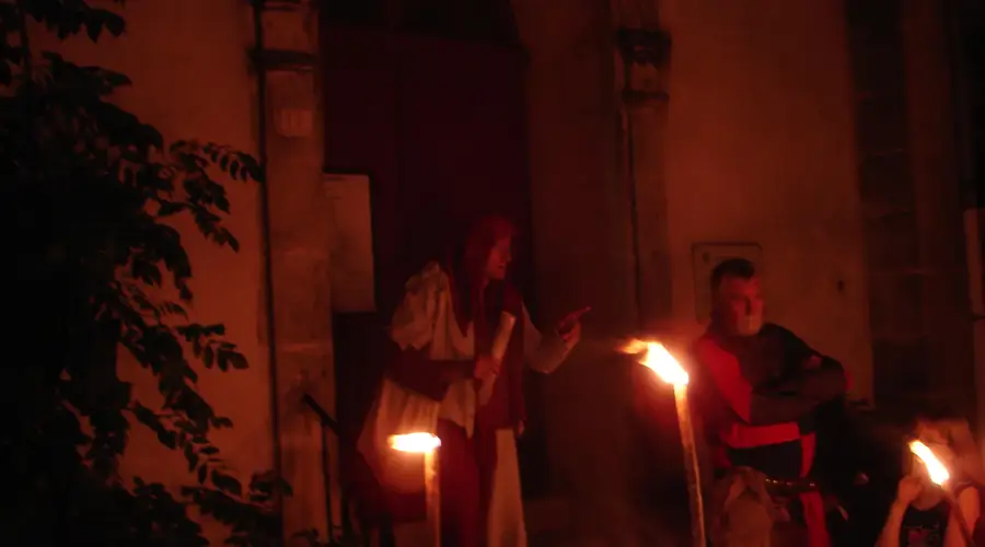 Visite aux flambeaux de la bastide de Monflanquin  - Janouille raconte la bastide du XIIIème siècle