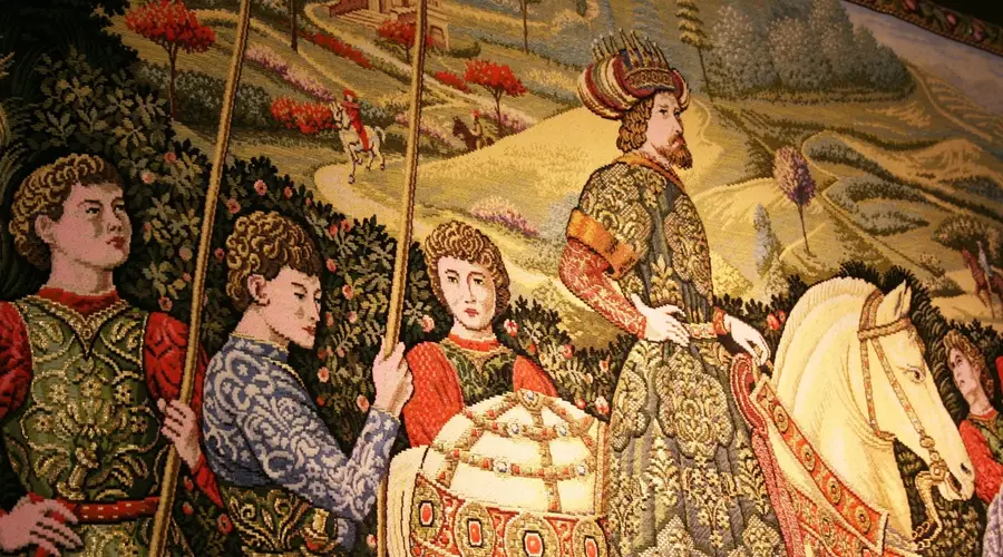 Castrum de Ségur : La tapisserie un art somptuaire du Moyen Âge